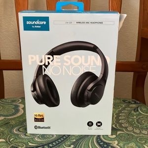 Anker Soundcore Life Q20 Over the Ear Wireless Headphones - Black